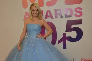 Главный сказочный тренд: Яна Рудковская украсила ёлку в доме мухоморами (видео) Главный сказочный тренд: Яна Рудковская украсила ёлку в доме мухоморами (видео)