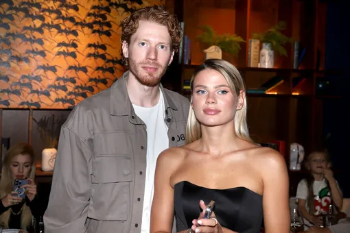 «Мы выросли в разные стороны»: Никита Пресняков и Алёна Краснова официально объявили о разводе «Мы выросли в разные стороны»: Никита Пресняков и Алёна Краснова официально объявили о разводе