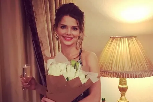 Елизавета Боярская показала редкое фото с подросшим сыном