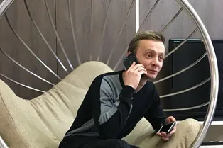 «Раковина порезала Илье лоб»: сын актёра Евгения Кулакова с ДЦП попал в больницу с травмой головы в Израиле