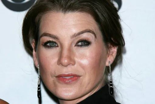 10 частых ошибок при оформлении бровей: фото и лайфхаки макияжа 10 частых ошибок при оформлении бровей: фото и лайфхаки макияжа