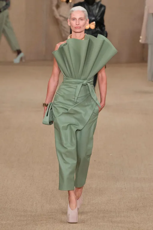 Balmain Оливия Палермо на показе Elie Saab