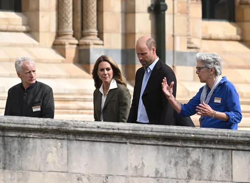 Кейт Миддлтон и принц Уильям идут в музей