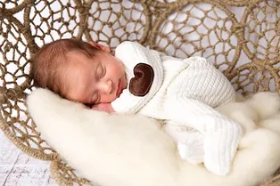 «Вот это глаза!» Внук Валентина Юдашкина растет копией деда