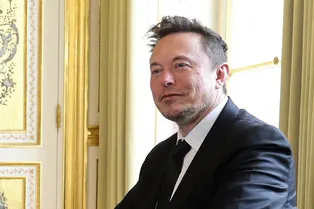 Компании Илона Маска разрешили чипировать людей Компании Илона Маска разрешили чипировать людей