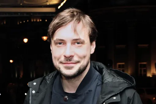 «По замашкам вроде фраер»: Евгений Цыганов показал подросшего сына от Ирины Леоновой «По замашкам вроде фраер»: Евгений Цыганов показал подросшего сына от Ирины Леоновой