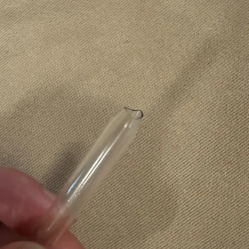 Пипетка, из которой Саше давали препарат