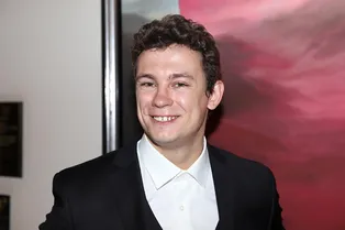 Показали зубы: эти российские знаменитости напрочь отказались исправлять улыбку винирами