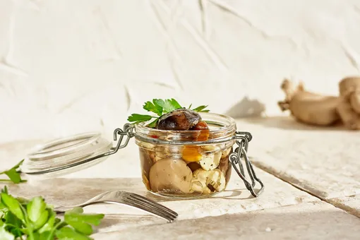 Грибы на зиму: универсальный проверенный рецепт консервации Грибы на зиму: универсальный проверенный рецепт консервации