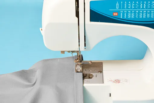 подшивка брюк на швейной машинке подшивка брюк на швейной машинке