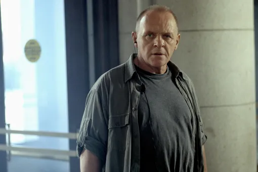 «Вы потрясающий»: 82-летний Энтони Хопкинс выложил фото в яркой рубашке «Вы потрясающий»: 82-летний Энтони Хопкинс выложил фото в яркой рубашке