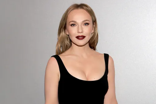 «Наорала на мужа»: Альбина Джанабаева поддержала популярный тренд и рассмешила поклонников