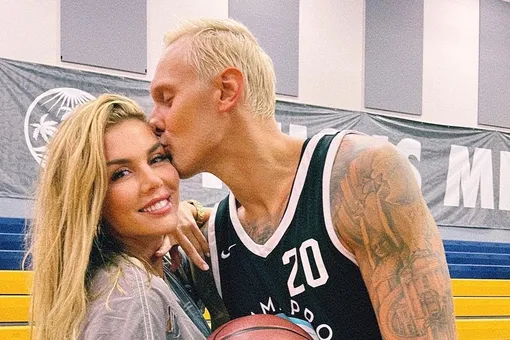 Семья Яниса Тиммы будет добиваться пересмотра брачного договора с Анной Седоковой