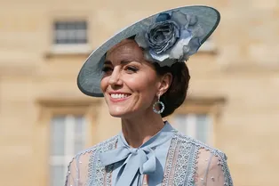 Кейт Миддлтон снова появилась на публике в хорошо знакомом образе — где мы его видели? Кейт Миддлтон снова появилась на публике в хорошо знакомом образе — где мы его видели?