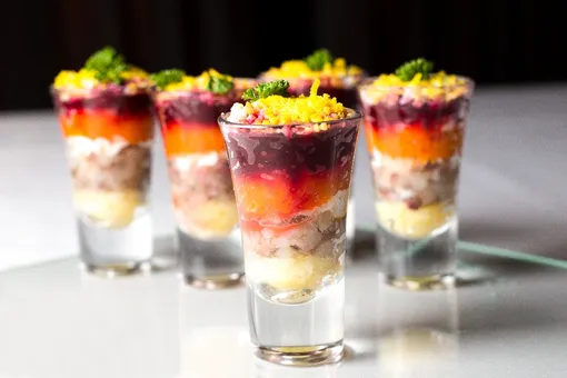 селедка под шубой в бокалах рецепт селедка под шубой в бокалах рецепт