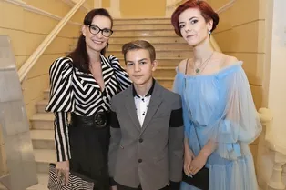 «Сын под впечатлением»: Нонна Гришаева с 13-летним Ильей посетили музей старинных автомобилей «Сын под впечатлением»: Нонна Гришаева с 13-летним Ильей посетили музей старинных автомобилей