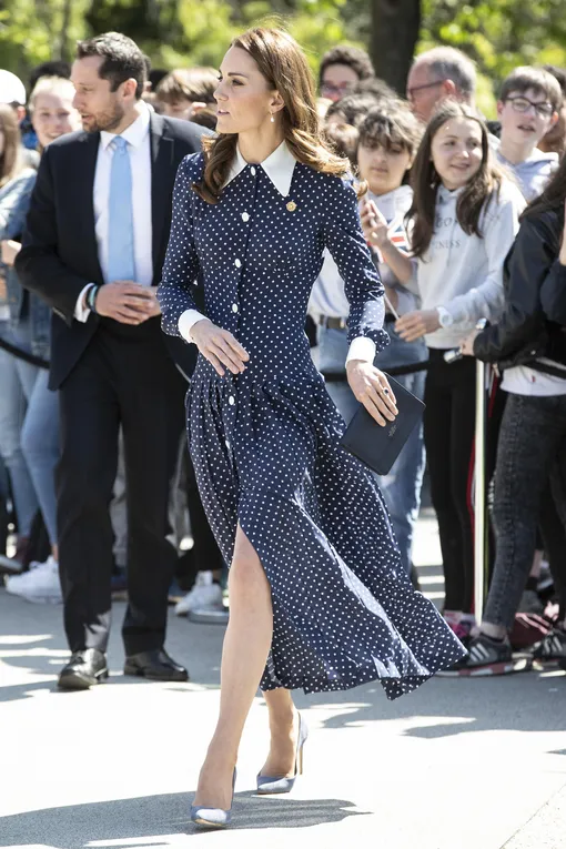 Кейт Миддлтон платье Alessandra Rich