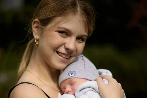 «Кесарево — это жесть»: фигуристка Александра Трусова впервые рассказала о родах «Кесарево — это жесть»: фигуристка Александра Трусова впервые рассказала о родах