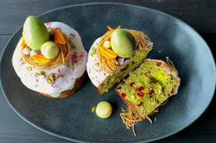 Фисташковый кулич с вишней от Елизаветы Боярской, рецепт которого она освоила на мастер-классе Фисташковый кулич с вишней от Елизаветы Боярской, рецепт которого она освоила на мастер-классе