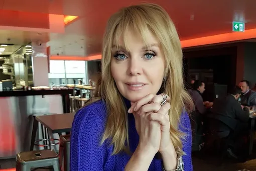 49-летняя певица Валерия поразила поклонников нарядом в стиле садо-мазо 49-летняя певица Валерия поразила поклонников нарядом в стиле садо-мазо