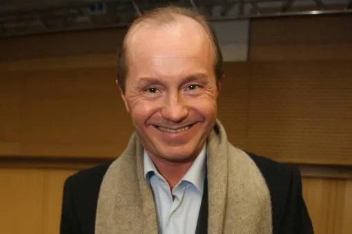 «Изумительный актёр был»: Алексей Панин* показал редкое архивное фото с Андреем Паниным «Изумительный актёр был»: Алексей Панин* показал редкое архивное фото с Андреем Паниным