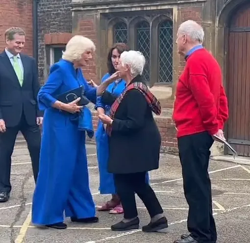 Королева Камилла и Джуди Денч Королева Камилла и Джуди Денч