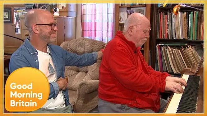 Нажми и смотри