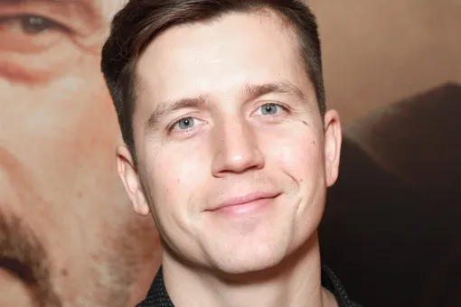 «Какая красивая семья»: Денис Косяков показал жену и всех детей на одном фото «Какая красивая семья»: Денис Косяков показал жену и всех детей на одном фото