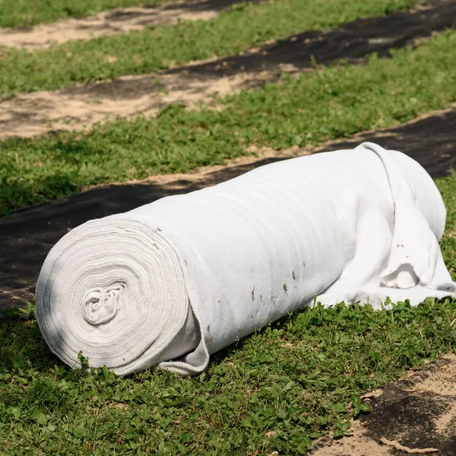 Когда не нужен геотекстиль: 4 материала для стандартных ландшафтных работ от эксперта