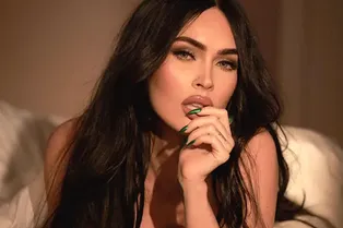 Слишком откровенно: Меган Фокс выложила провокационные фото в крошечном бикини Слишком откровенно: Меган Фокс выложила провокационные фото в крошечном бикини