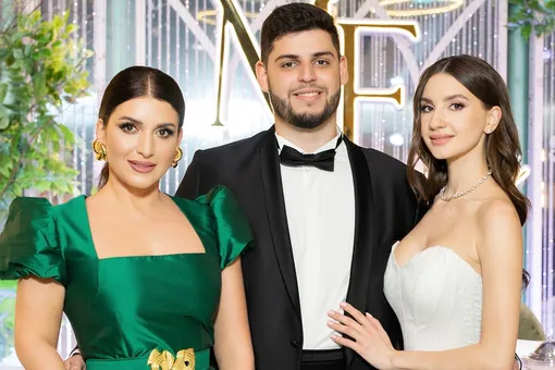 48-летняя певица Жасмин впервые стала бабушкой 48-летняя певица Жасмин впервые стала бабушкой