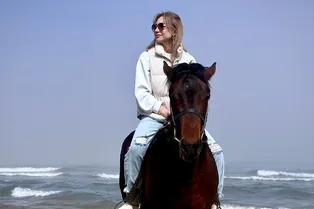 Мечтала быть актрисой, но научилась дарить людям эмоции по-другому: история одной карьеры