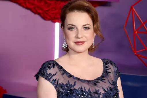 «Это ваш цвет!» Ирина Слуцкая в красном платье вызвала восторг поклонников «Это ваш цвет!» Ирина Слуцкая в красном платье вызвала восторг поклонников