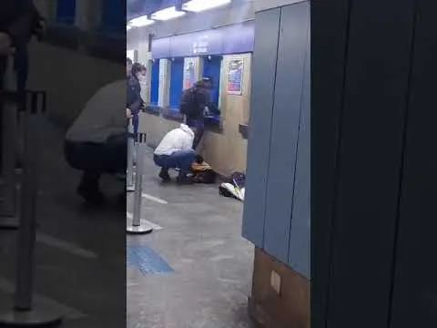 Нажми и смотри