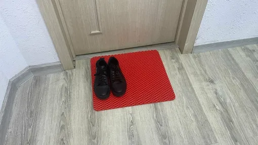 Какие цвета ковриков соответствуют сторонам света по традиционному фэн-шуй