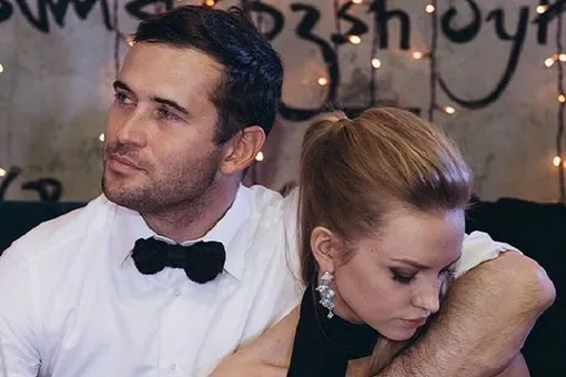 «Оберёт ее до нитки»: Александр и Милана Кержаковы подписали брачный договор «Оберёт ее до нитки»: Александр и Милана Кержаковы подписали брачный договор