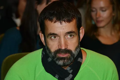 «В сердце навсегда». Дмитрий Певцов в канун праздника вспомнил рано ушедшую маму «В сердце навсегда». Дмитрий Певцов в канун праздника вспомнил рано ушедшую маму