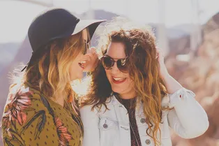 Пропавший бумажник помог подружиться незнакомкам за 3000 километров