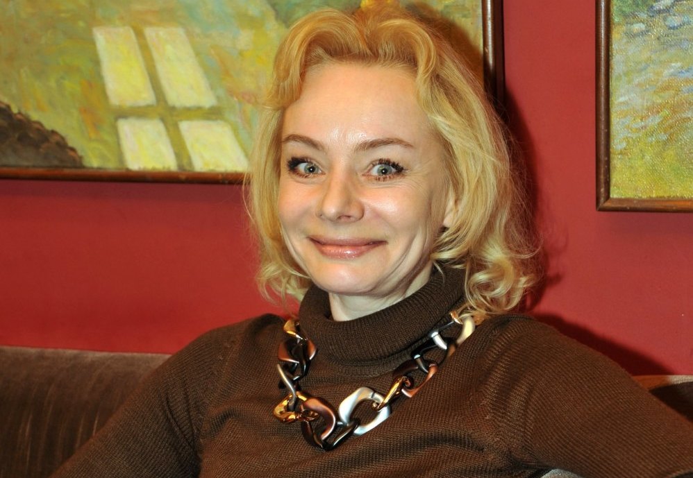 Пискадан ауызға дейін әйел кончиттері