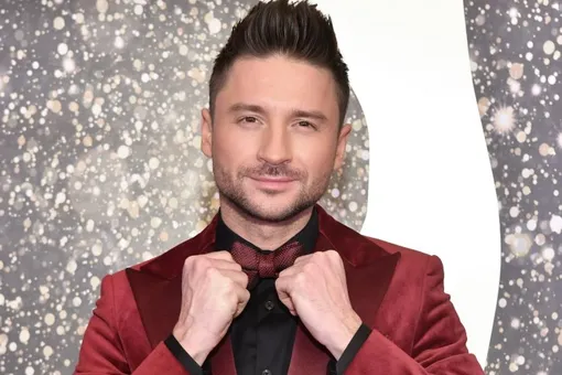 «С бабушкой одно лицо»: 17-летняя племянница Сергея Лазарева закончила школу «С бабушкой одно лицо»: 17-летняя племянница Сергея Лазарева закончила школу