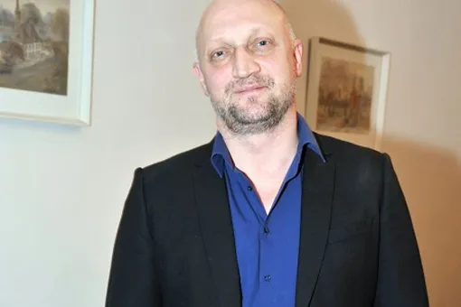 Многодетный отец Гоша Куценко впервые показал новорожденную дочь