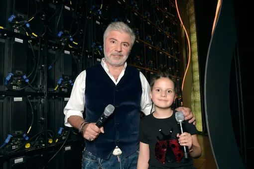 «Просто красавчики»: Сосо Павлиашвили показал родителей в день 80-летия отца «Просто красавчики»: Сосо Павлиашвили показал родителей в день 80-летия отца