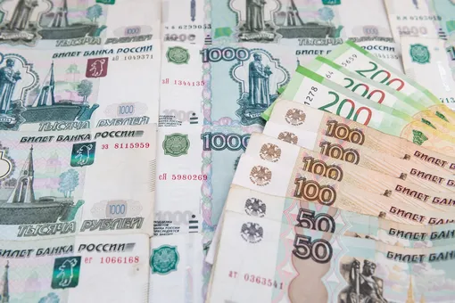 На сколько в России увеличили МРОТ с 1 января 2026 года