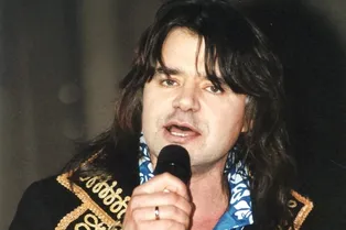 «Эта женщина ему никто!»: Андрей Разин рассказал о внебрачной дочери Евгения Осина «Эта женщина ему никто!»: Андрей Разин рассказал о внебрачной дочери Евгения Осина