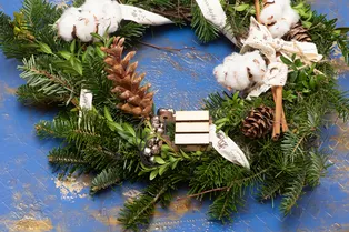 Новогодний венок, который получится у всех. Вешаю на калитку, чтобы радовать близких и соседей Новогодний венок, который получится у всех. Вешаю на калитку, чтобы радовать близких и соседей