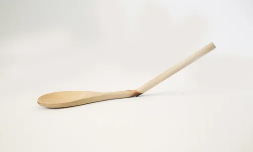 Сломанная ложка деревянная Сломанная ложка деревянная