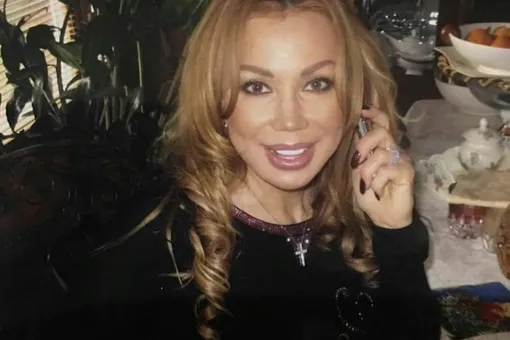 Поклонники гадают, как Маше Распутиной удалось помолодеть на 15 лет Поклонники гадают, как Маше Распутиной удалось помолодеть на 15 лет