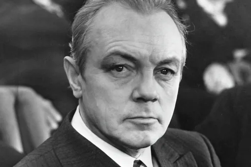 Три женщины Кирилла Лаврова Три женщины Кирилла Лаврова