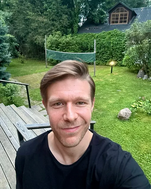 Никита Ефремов Никита Ефремов