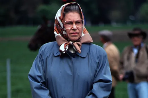 Пробуждение по-королевски: странный утренний ритуал Елизаветы II, который собирается перенять король Карл Пробуждение по-королевски: странный утренний ритуал Елизаветы II, который собирается перенять король Карл